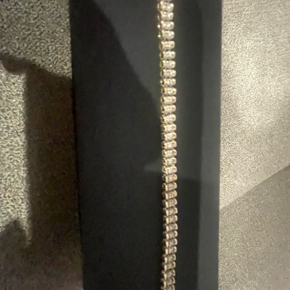 Diamond bracelet.70 carat 14 karat yellow gold length 7 1/16 “ - Picture 3 of 4